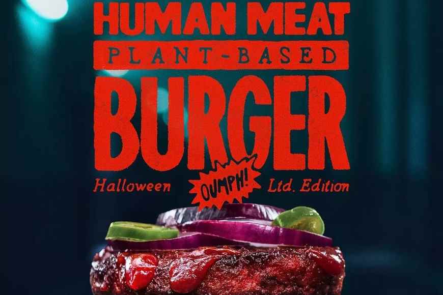 Spécial pour Halloween, Oumph! a créé un burger végétalien à base de plantes qui a le goût de viande humaine ! Ce burger, produit une seule fois, contenait un message remettant en question le fait que les sources de nourriture des gens soient majoritairement à base d'animaux... Spécial Halloween, Oumph ! a créé un burger végétalien à base de plantes qui a le goût de viande humaine ! Ce burger, produit une seule fois, contenait un message remettant en question le fait que les sources de nourritur